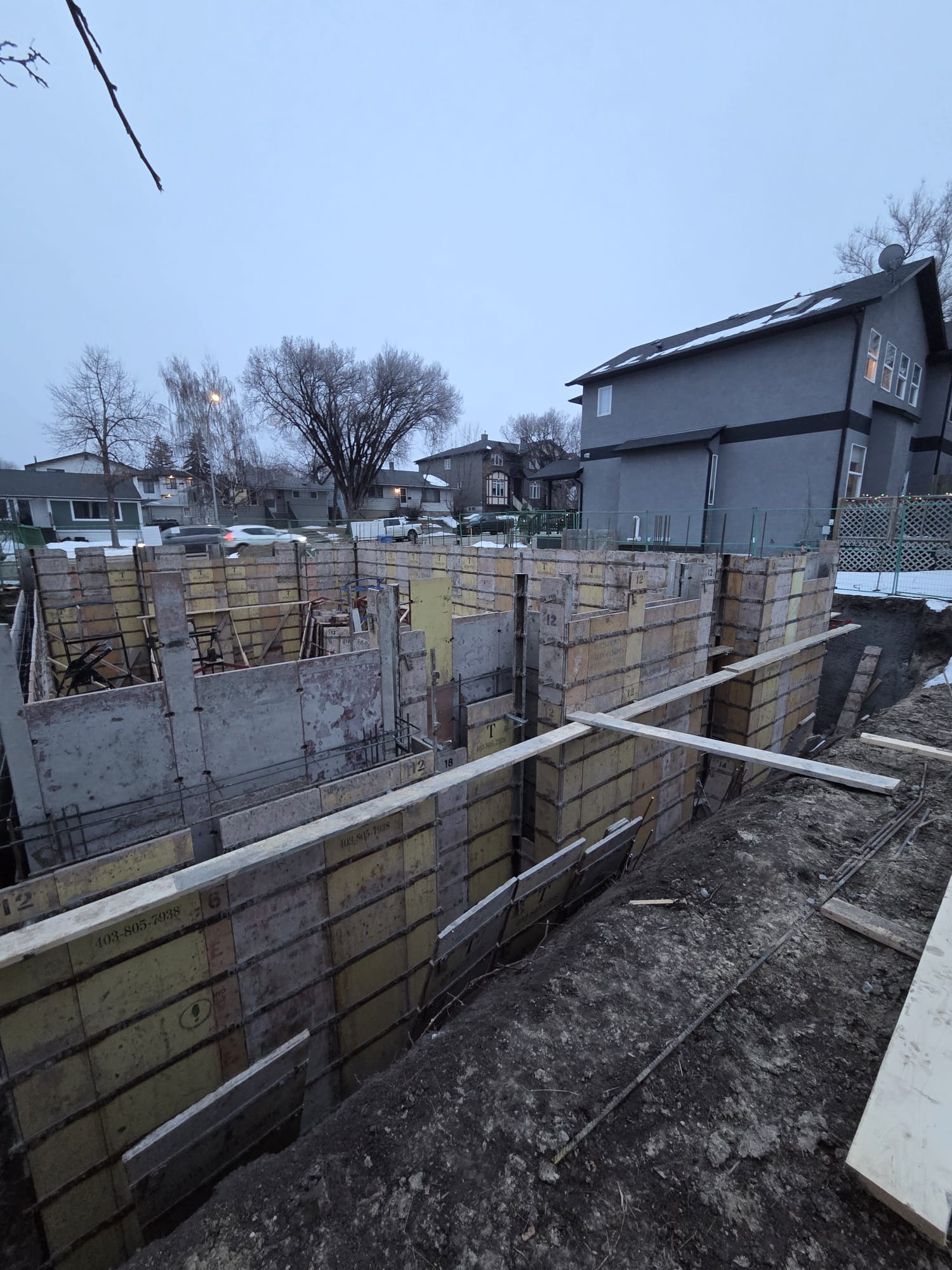 3207 29 St SW thumbnail 3